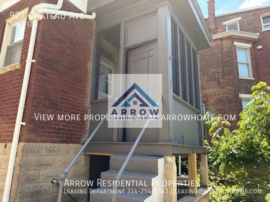 927 Chateau Ave - Photo 3 of 17