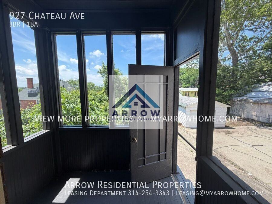 927 Chateau Ave - Photo 5 of 17