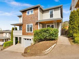 featured image of 1856 S Brandon Pl