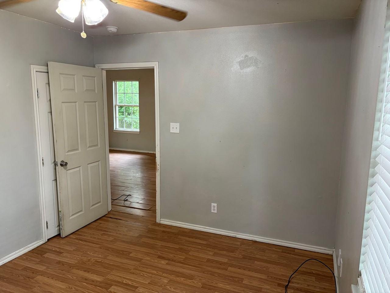 1911 Cherry St - Photo 6 of 14