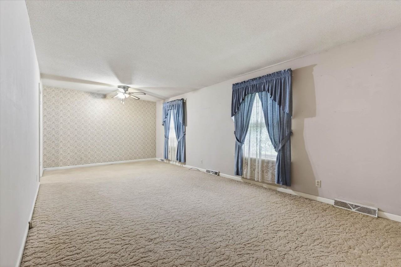 1886 Old Trenton Rd - Photo 6 of 43