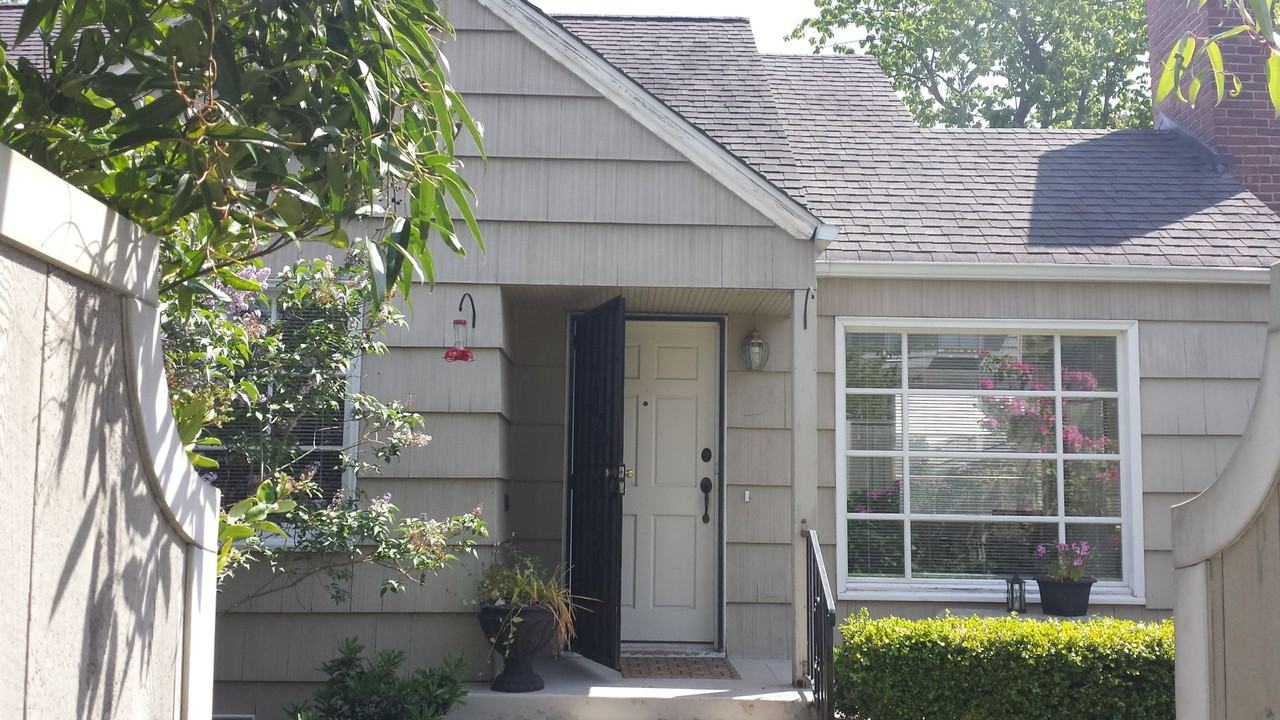 4406 29th Ave W - Photo 4 of 24