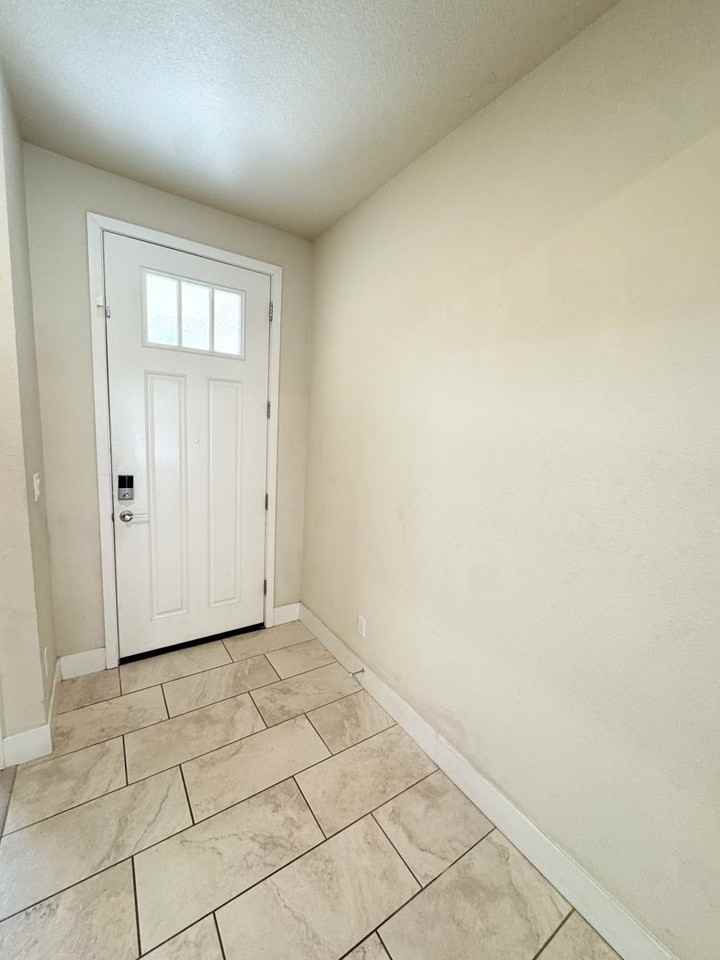 4519 White Sage St - Photo 4 of 38