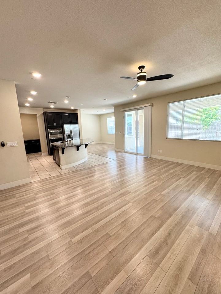 4519 White Sage St - Photo 5 of 38
