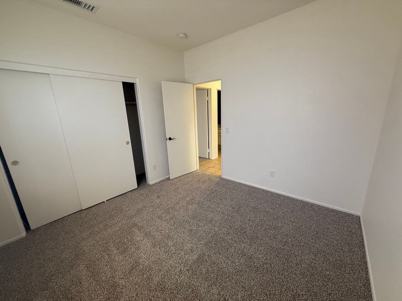 13252 Placentia St - Photo 7 of 50