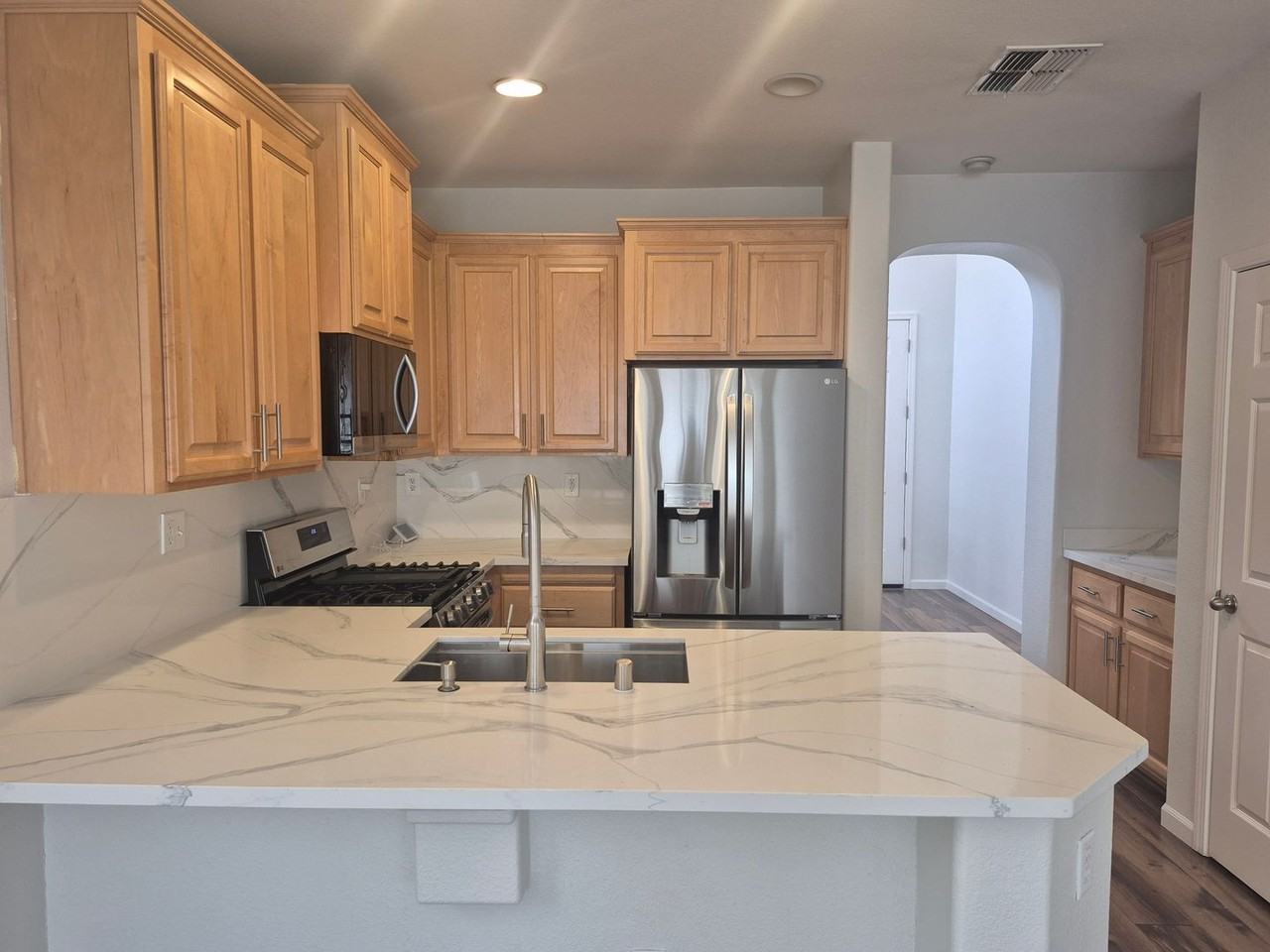 3065 Touchman St - Photo 5 of 18