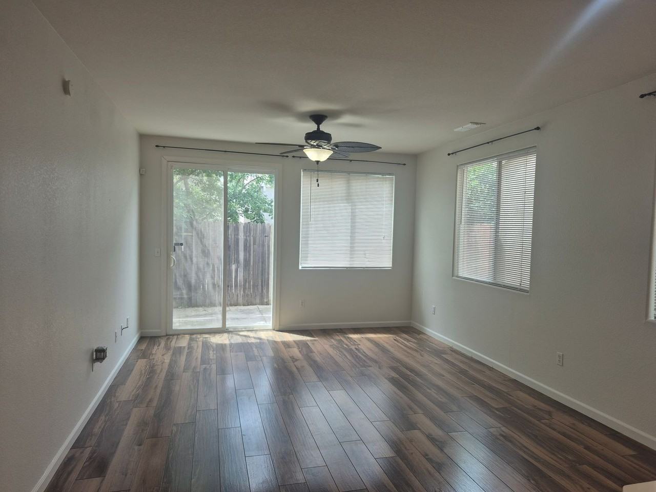 3065 Touchman St - Photo 7 of 18