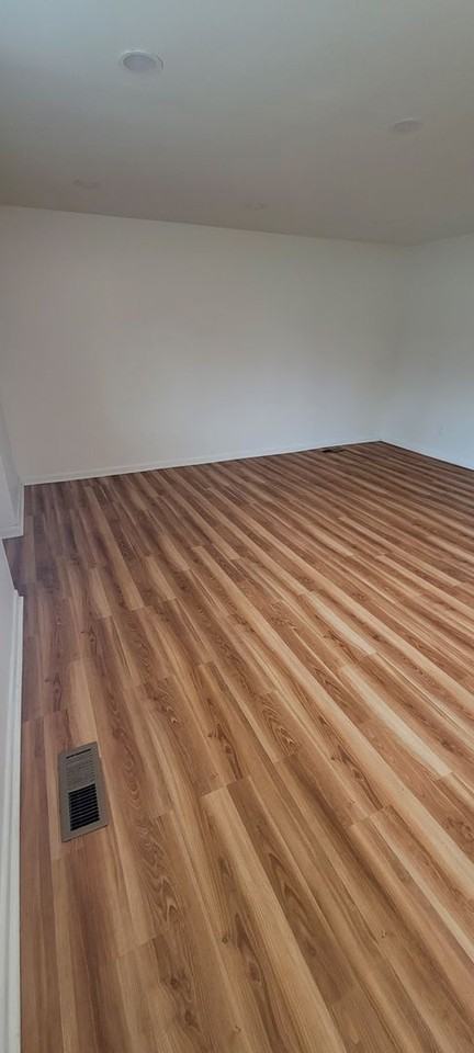 1st Floor - Photo 4 of 7