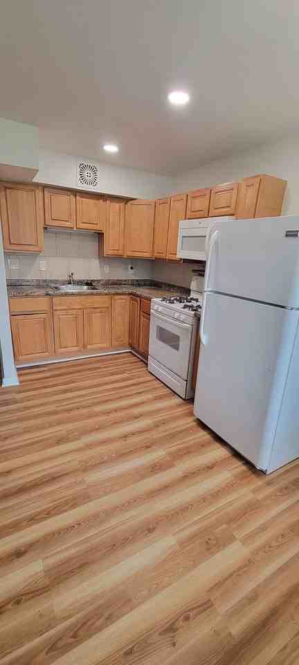 1st Floor - Photo 6 of 7