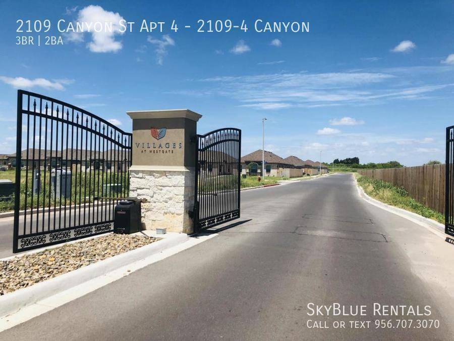 2109 Canyon Dr Apt 4 - Photo 2 of 11