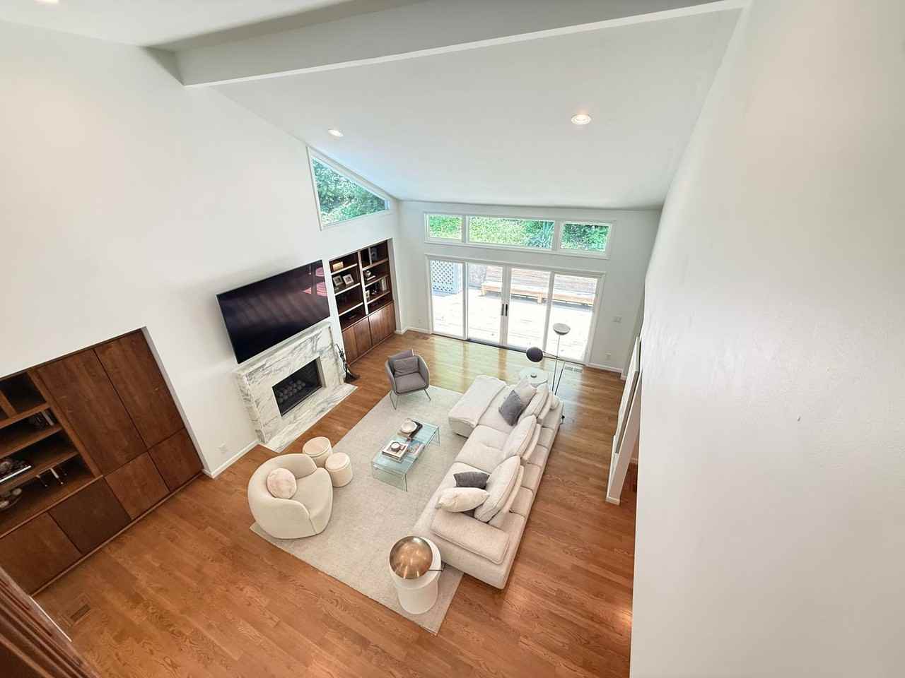 6617 Chatsworth Pl - Photo 3 of 7