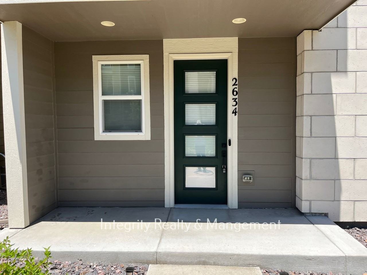 2634 Mayotte Way - Photo 2 of 28
