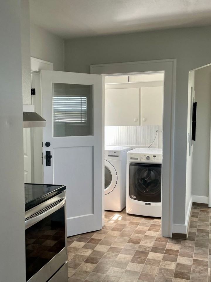 1745 James St - Photo 4 of 16