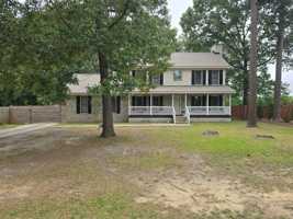 featured image of 111 Greentree Dr