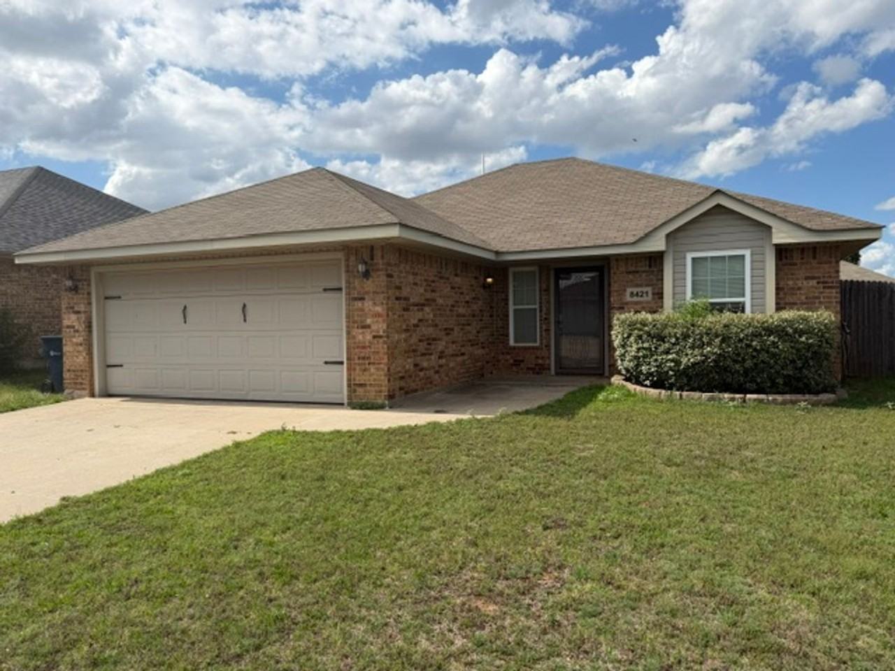 8421 Sw 47th Cir - Photo 2 of 21
