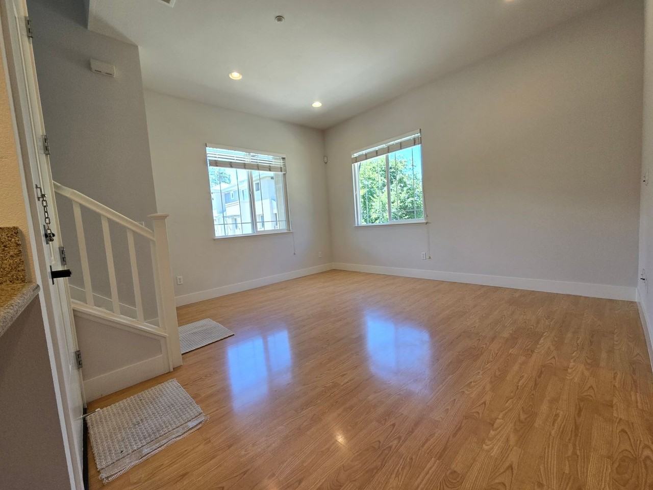 3720 Feather Ln - Photo 4 of 22