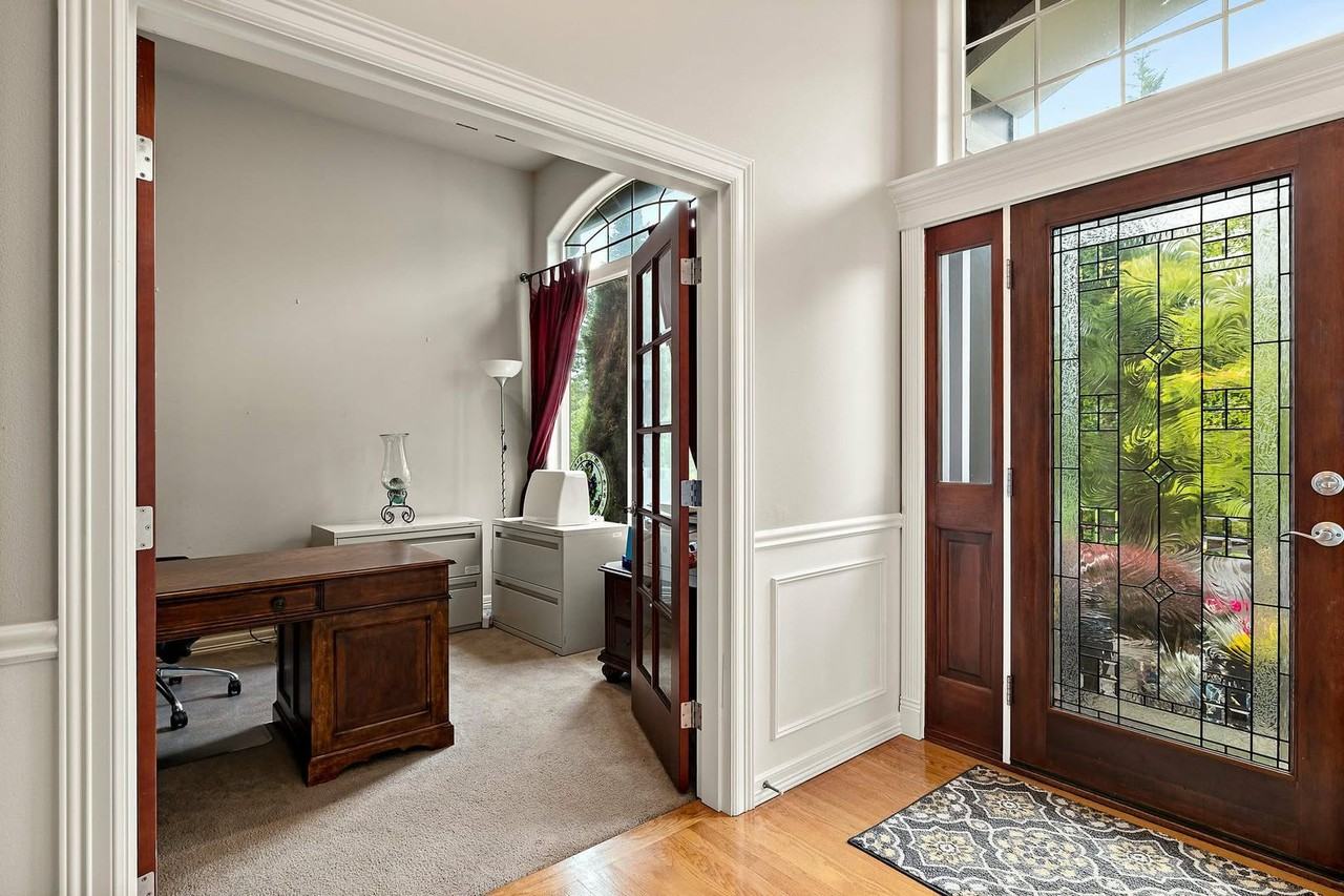 12153 Se 307th Pl - Photo 2 of 31