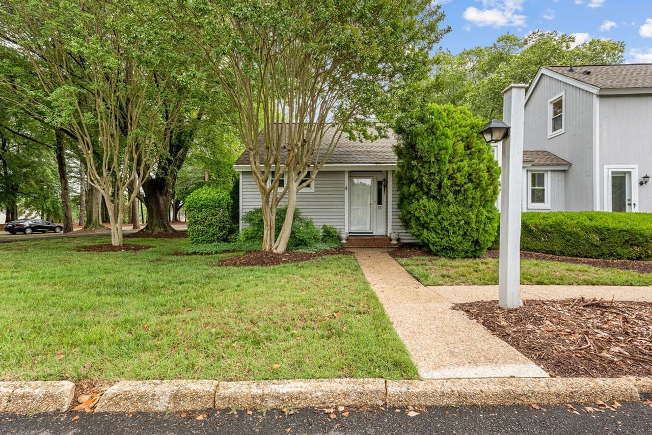 320 Littletown Quarter - Photo 3 of 28