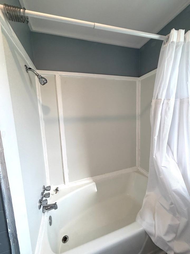 1050 Piner Rd - Photo 6 of 23
