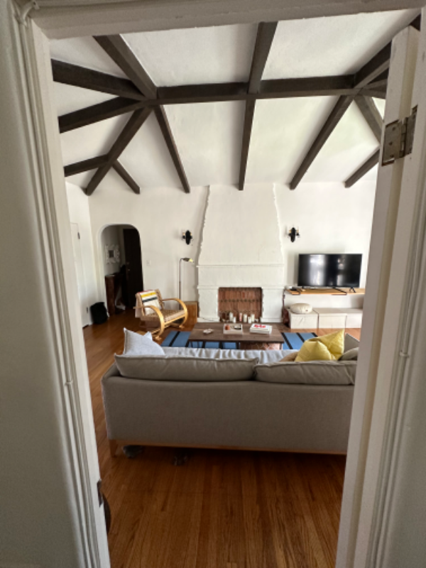 622 N Plymouth Blvd #9 - Photo 7 of 10
