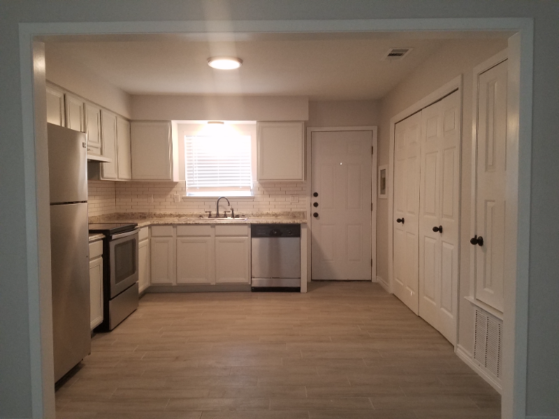 337 N Reed St #A - Photo 3 of 4
