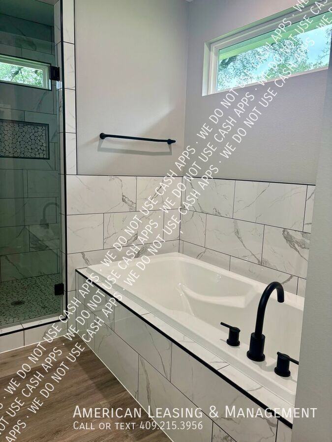 712 Bennett St - Photo 7 of 12