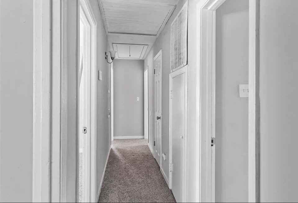 528 Daniel Cir - Photo 5 of 12