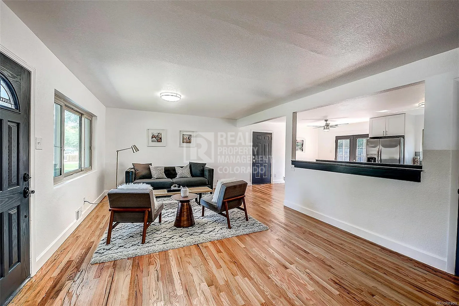 3426 S Wolff St - Photo 4 of 26