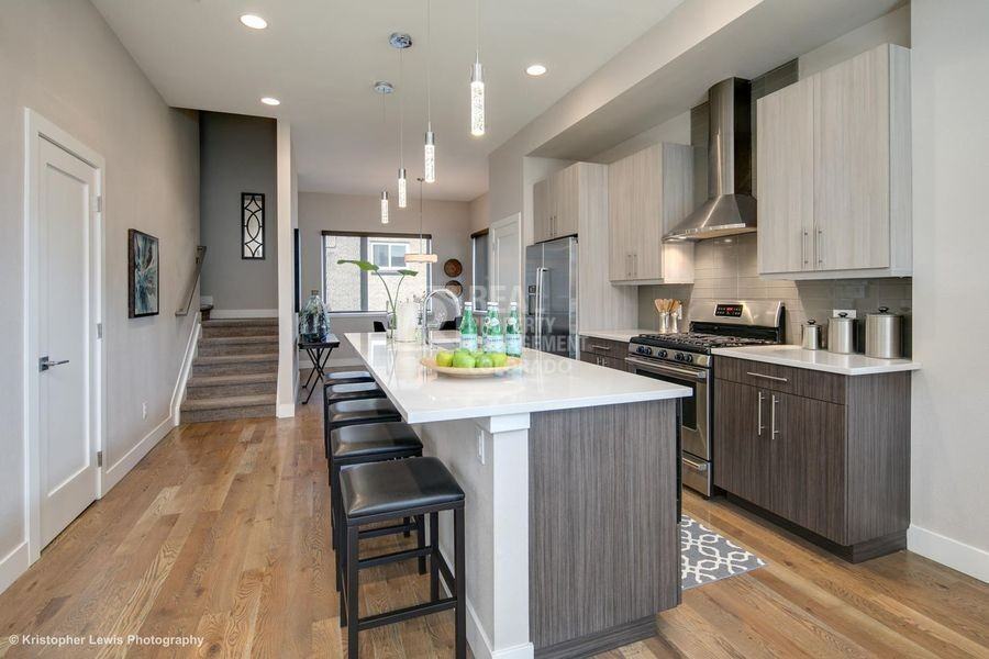 2415 Decatur St - Photo 7 of 24
