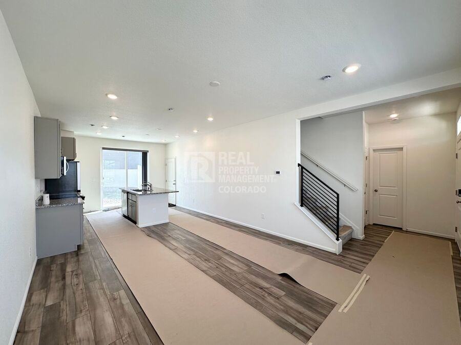 21902 E 38th Pl - Photo 3 of 15
