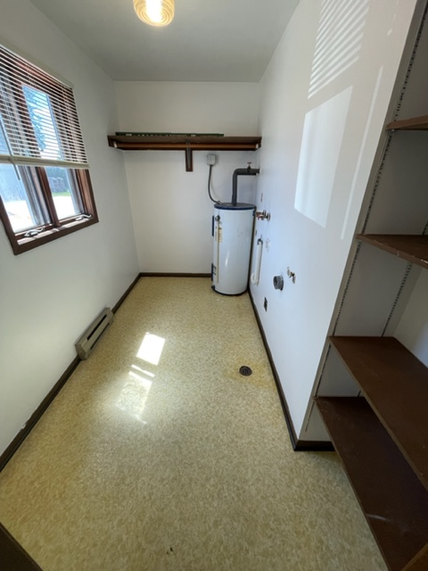 839 Illinois Ave #102 - Photo 7 of 11