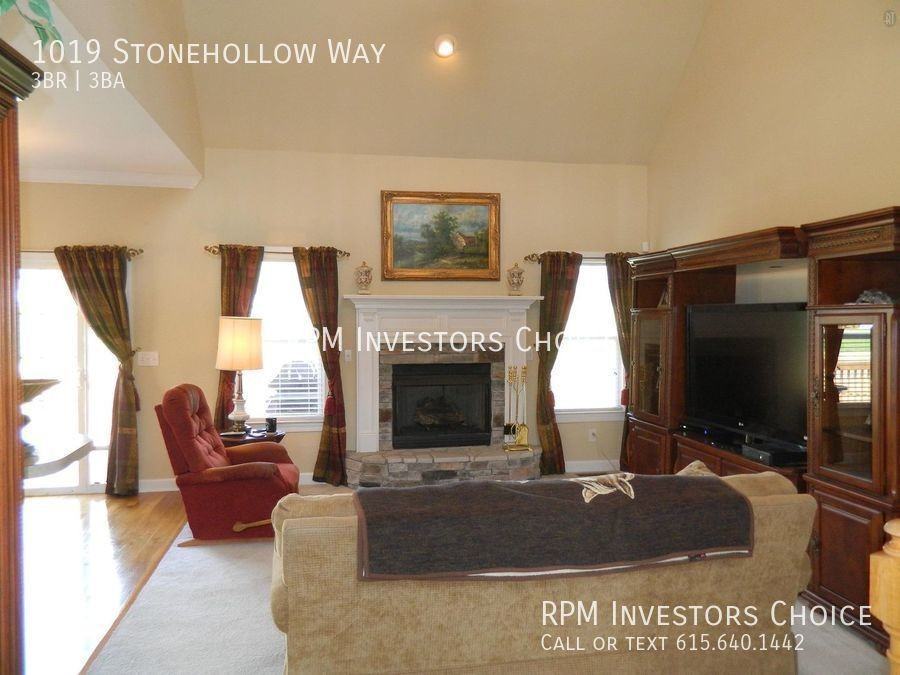 1019 Stonehollow Way - Photo 6 of 29