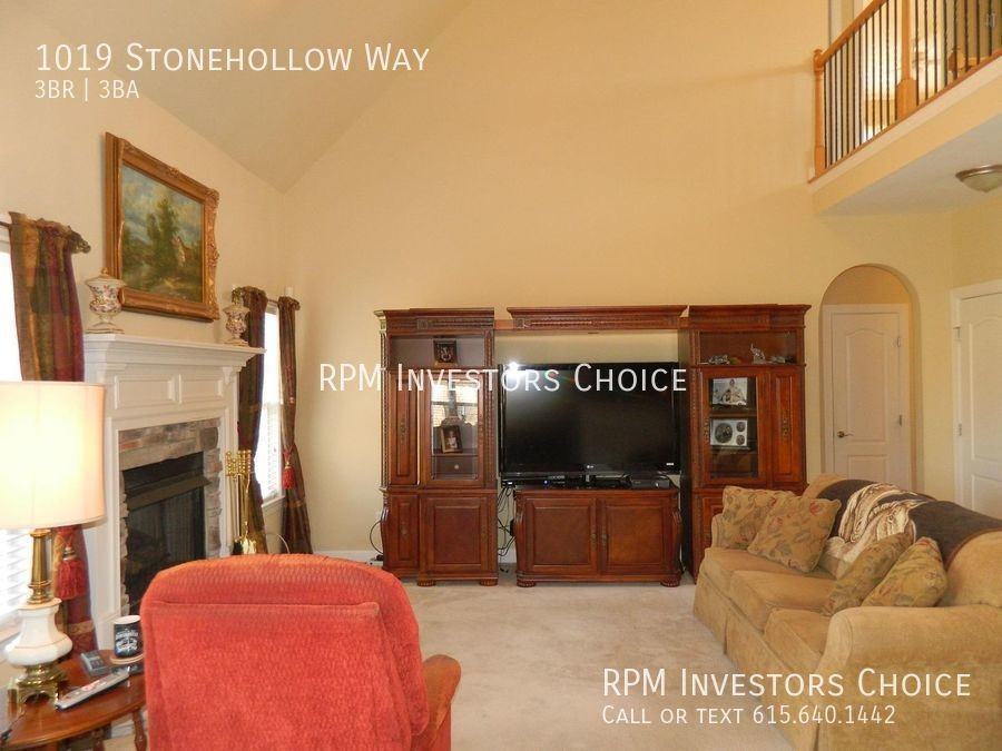 1019 Stonehollow Way - Photo 7 of 29