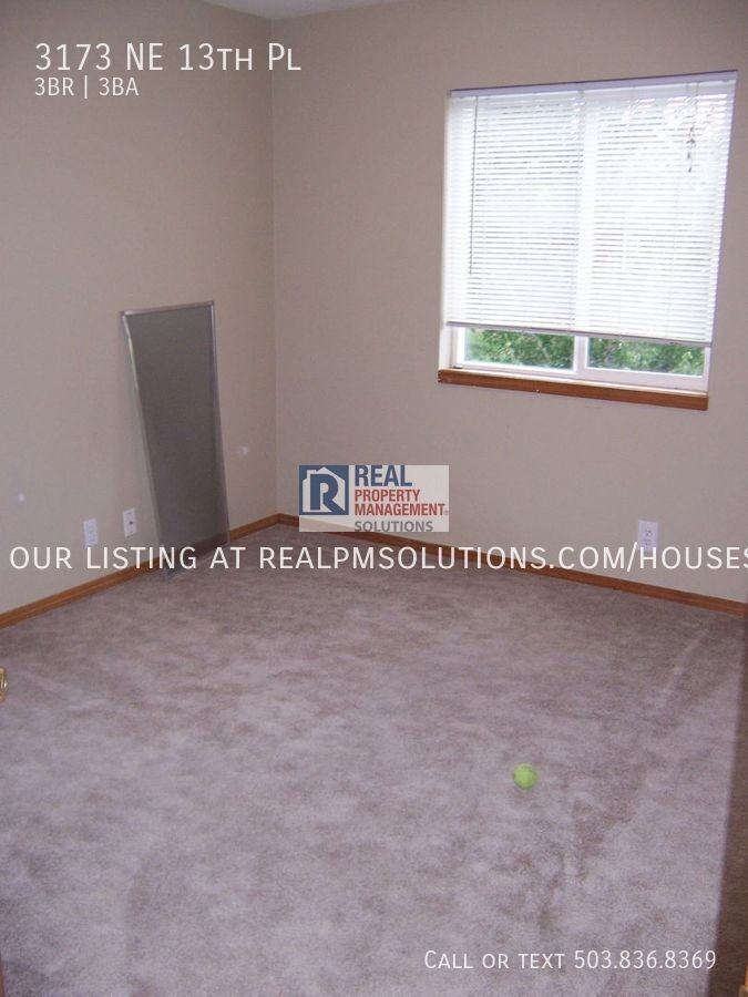 3173 Ne 13th Pl - Photo 4 of 13