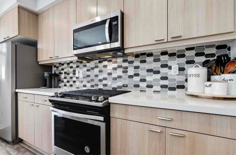 2884 N Glassell St - Photo 5 of 19