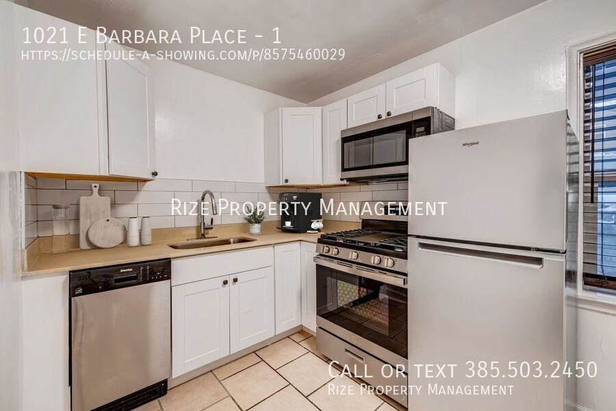 1021 E Barbara Pl #1