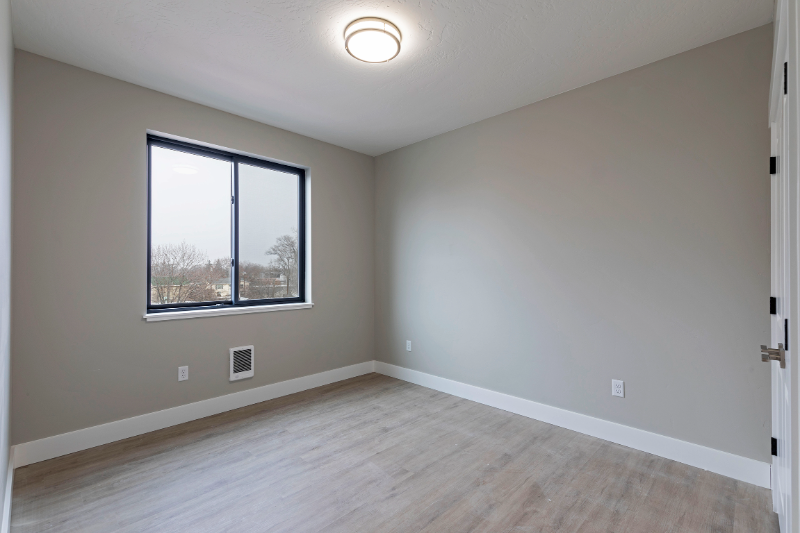 1910 Strand Ave #203 - Photo 4 of 16
