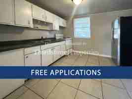 featured image of 5214 Lexington Ave #B