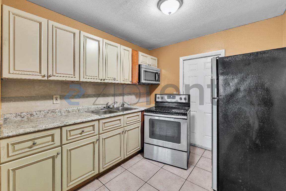 9413 N Mulberry St #A - Photo 7 of 12