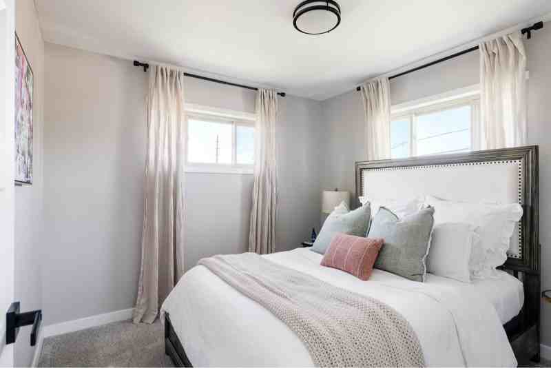 10516 Pearl St - Photo 7 of 19