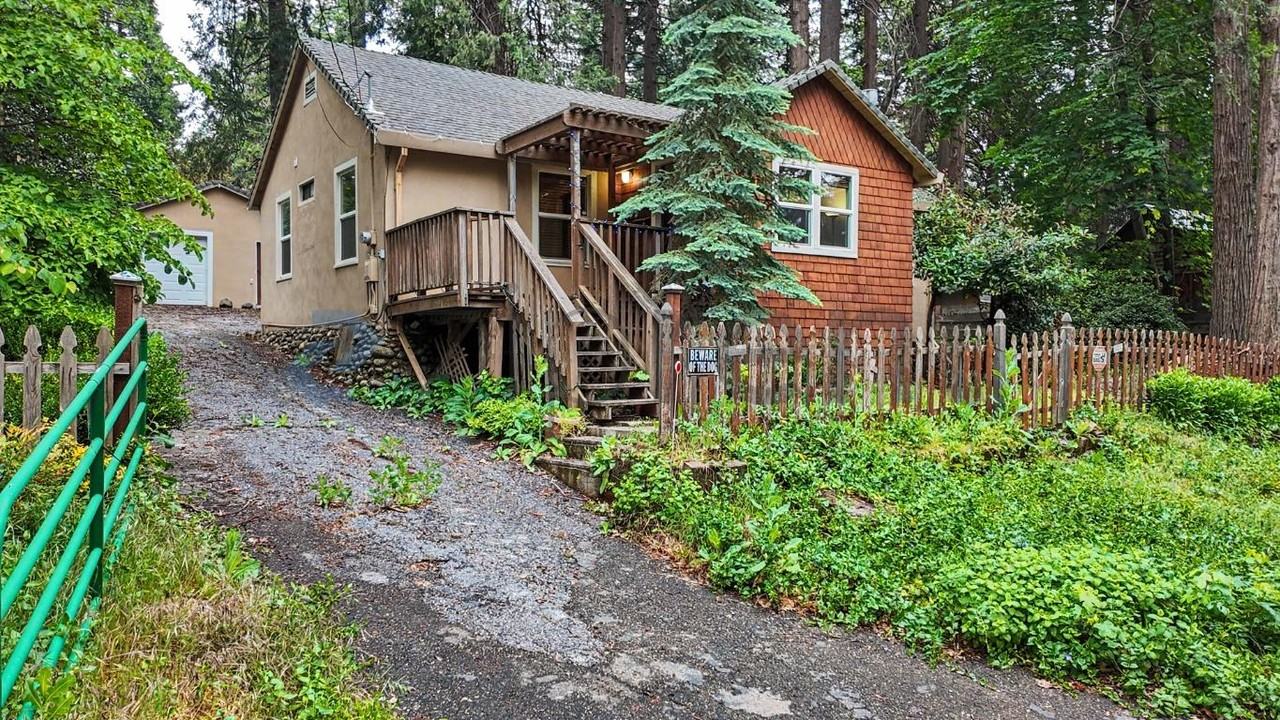2893 Polaris St - Photo 4 of 34