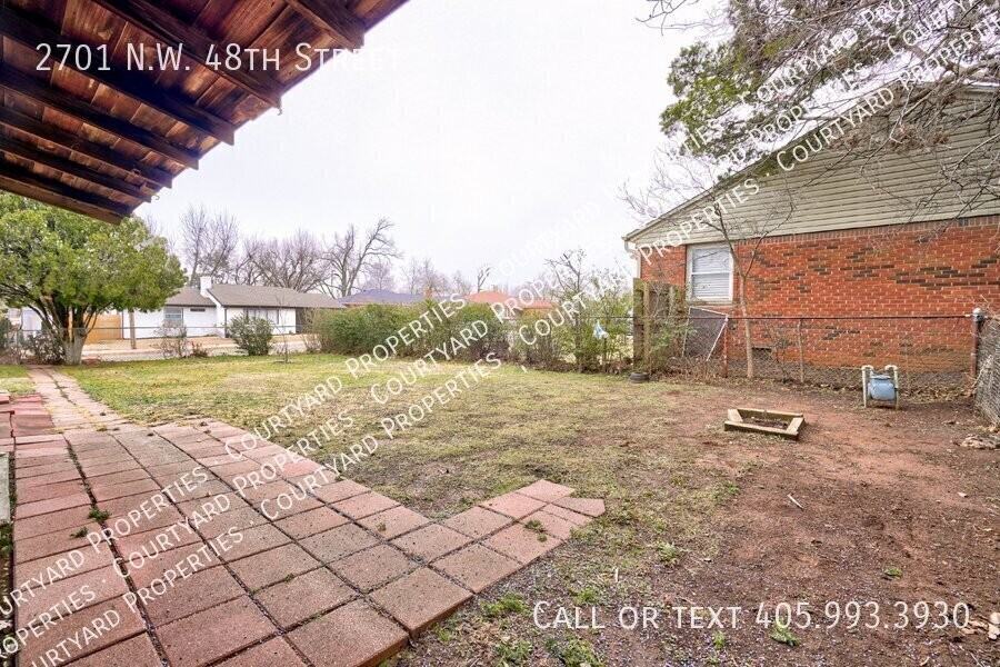 2701 Nw 48th St - Photo 3 of 50