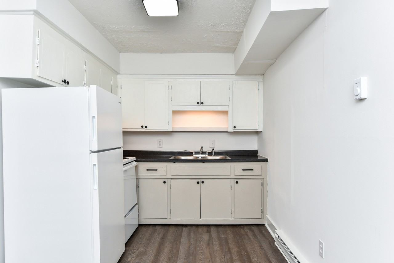 409 Lily St #24 - Photo 5 of 11
