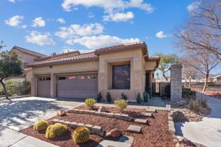 717, Lexington Cross Dr - Photo 1 of 1