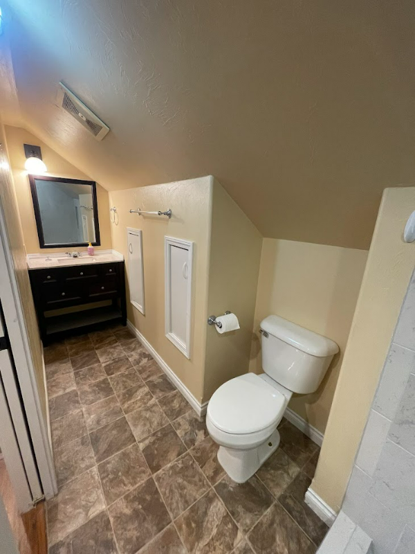 1011 5th Ave - Photo 5 of 18