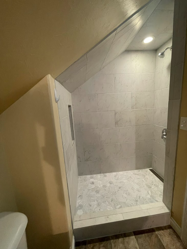 1011 5th Ave - Photo 6 of 18