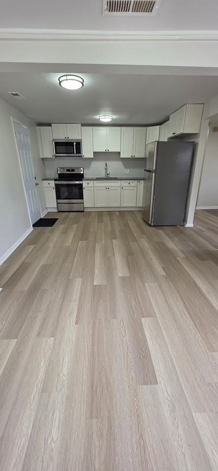 203 Midland Ave - Photo 3 of 14