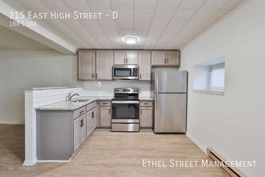 215 E High St #D - Photo 2 of 28
