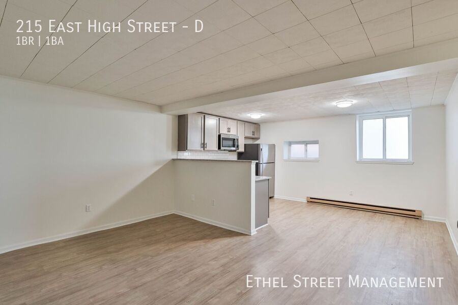 215 E High St #D - Photo 3 of 28