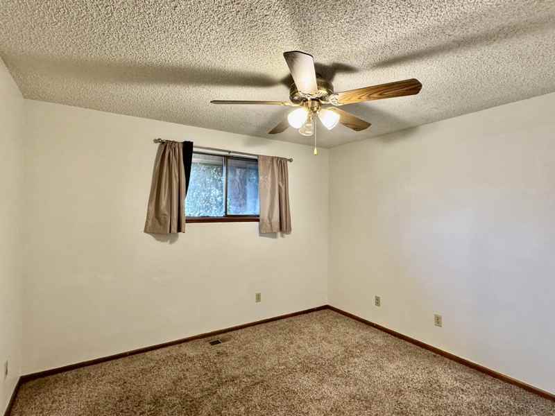 510 E Dalke Ave - Photo 5 of 10